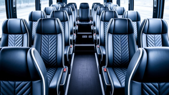 cedar rapids 15 passenger minibus inside