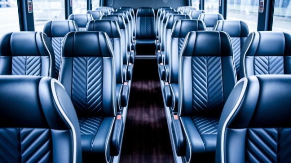 cedar rapids 28 passenger minibus rental