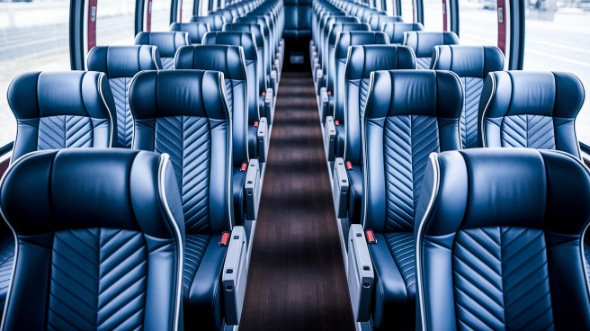 cedar rapids 54 passenger charter bus rental